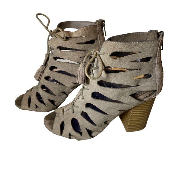 MIA women sz 8M CARA Suede Gladiator sandals booties cut-out peep toe taupe/tan - Picture 3 of 12
